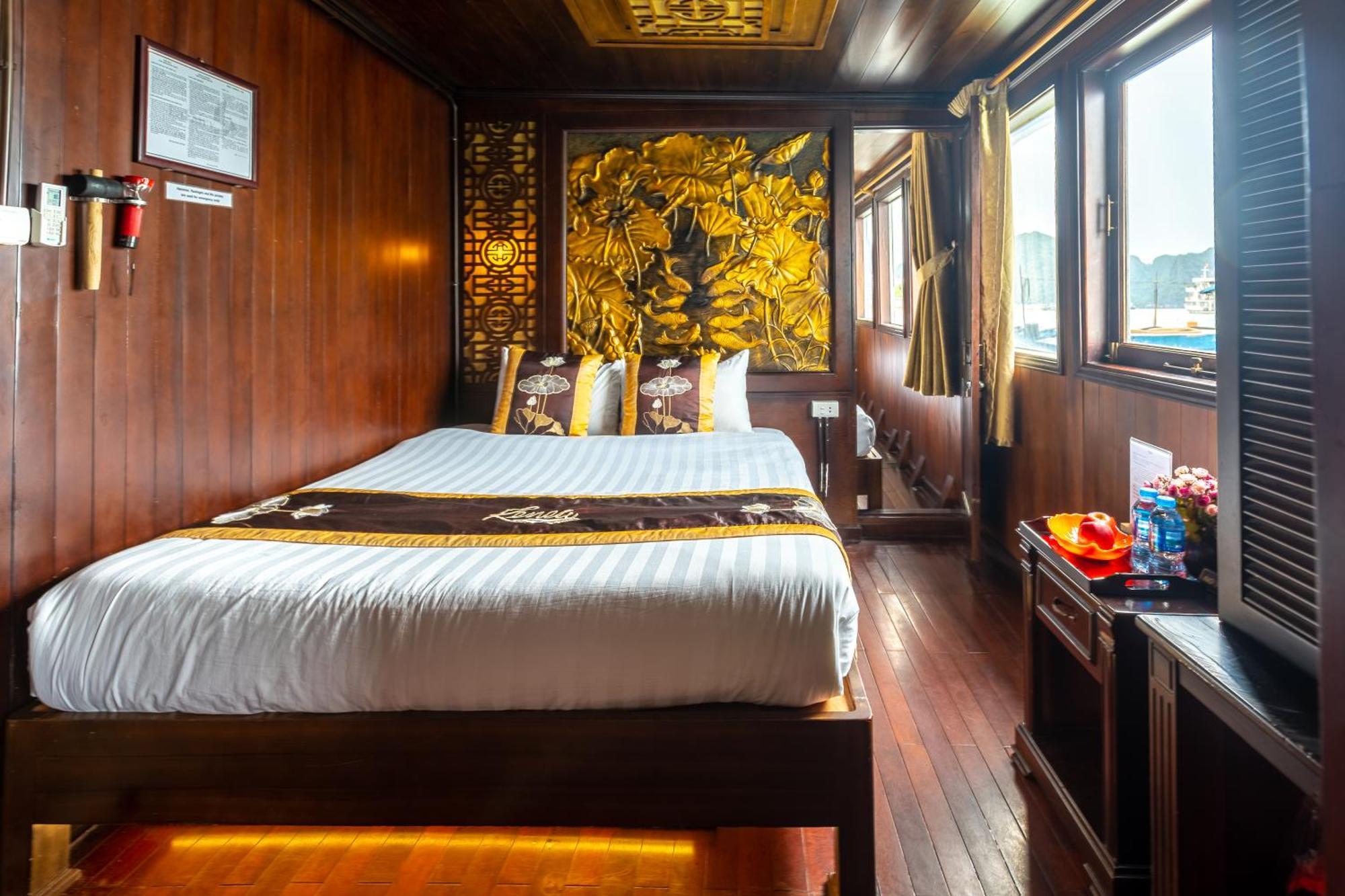 Renea Cruises Halong Hotel Ха Лонг Екстериор снимка