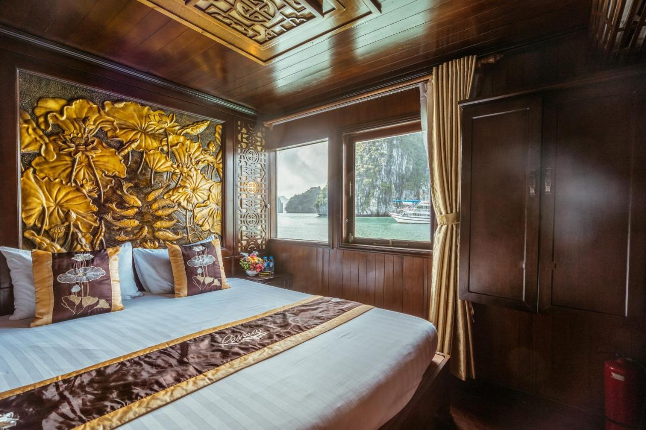 Renea Cruises Halong Hotel Ха Лонг Екстериор снимка