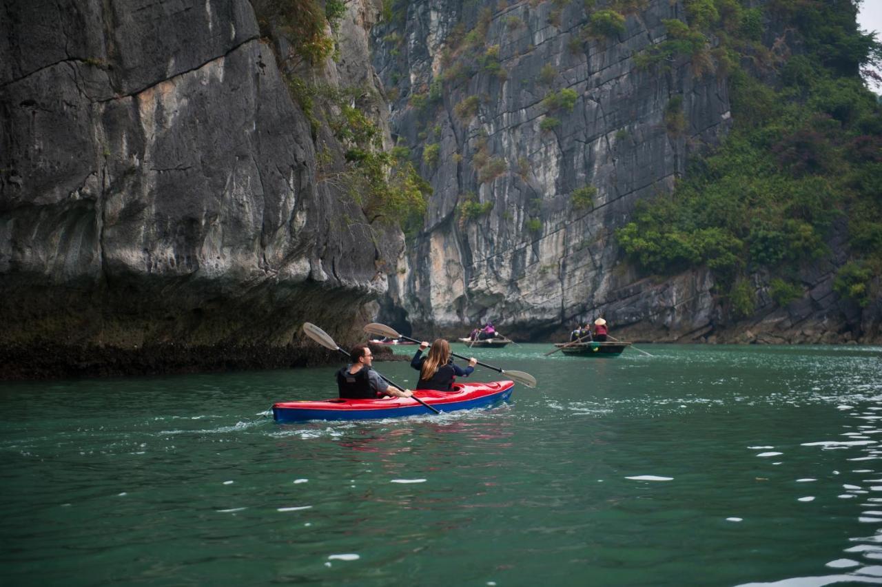 Renea Cruises Halong Hotel Ха Лонг Екстериор снимка